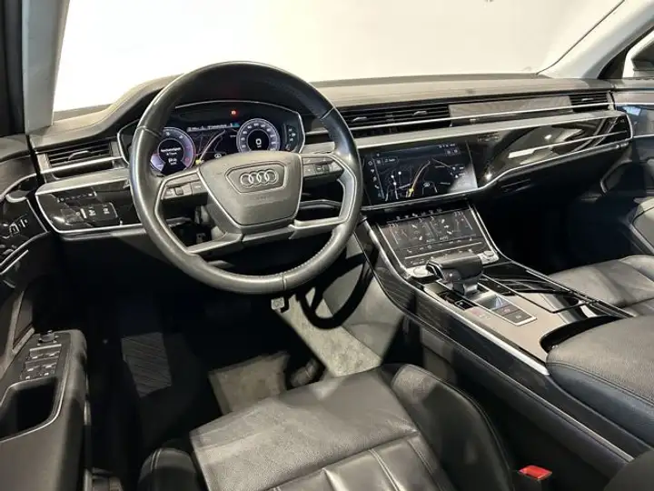 Audi A8 Wheel