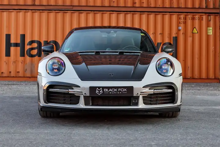 Porsche 911 Turbo S Front