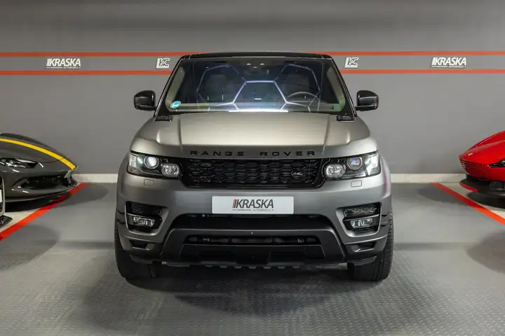 Range Rover Sport Front